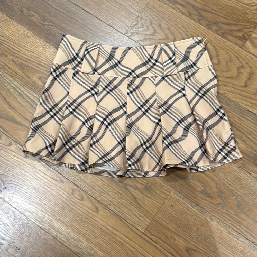 I am Gia Plaid Beige Skirt